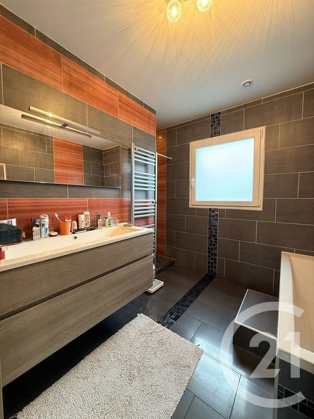 maison à vendre - 5 pièces - 97.0 m2 - VERTHEUIL - 33 - AQUITAINE - Century 21 Agence Grand Cru