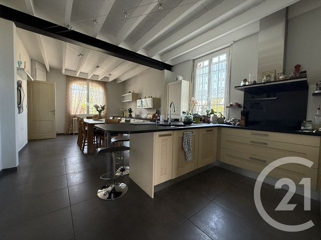 maison à vendre - 7 pièces - 135.0 m2 - PAUILLAC - 33 - AQUITAINE - Century 21 Agence Grand Cru