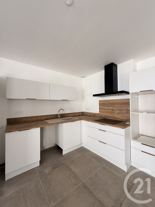 maison à louer - 4 pièces - 90.0 m2 - VENSAC - 33 - AQUITAINE - Century 21 Agence Grand Cru