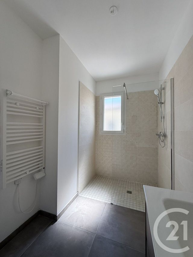 maison à louer - 4 pièces - 90.0 m2 - VENSAC - 33 - AQUITAINE - Century 21 Agence Grand Cru