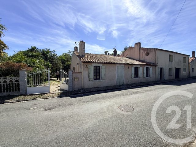 maison à vendre - 6 pièces - 213.0 m2 - QUEYRAC - 33 - AQUITAINE - Century 21 Agence Grand Cru