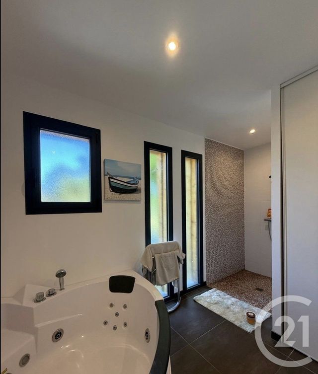 maison à vendre - 6 pièces - 147.3 m2 - ST VIVIEN DE MEDOC - 33 - AQUITAINE - Century 21 Agence Grand Cru