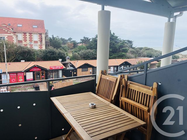 Appartement à vendre - 3 pièces - 37.77 m2 - SOULAC SUR MER - 33 - AQUITAINE - Century 21 Agence Grand Cru
