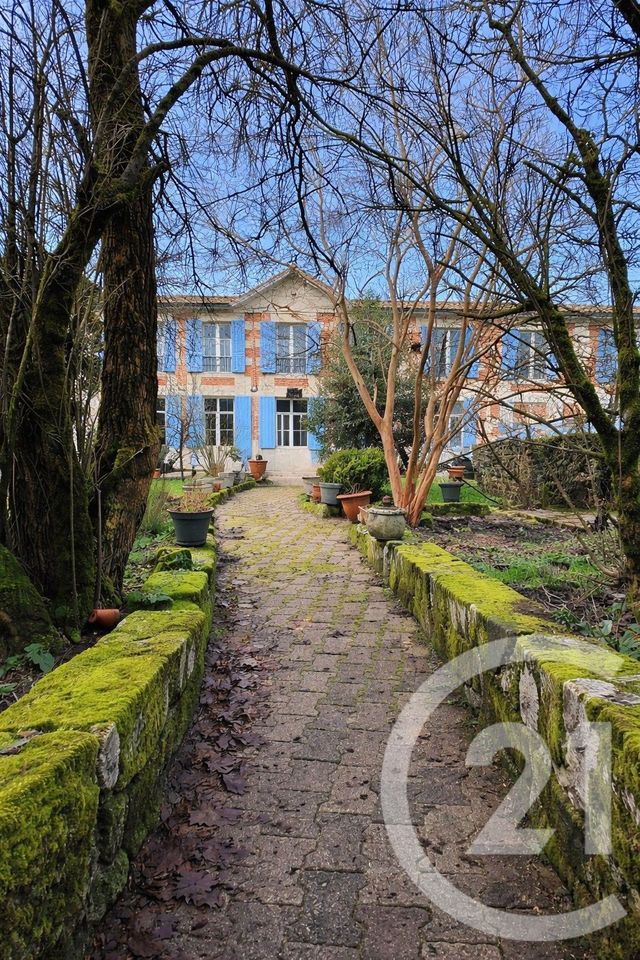 maison à vendre - 8 pièces - 225.0 m2 - CISSAC MEDOC - 33 - AQUITAINE - Century 21 Agence Grand Cru