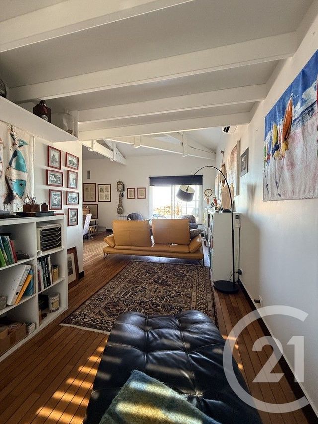 maison à vendre - 5 pièces - 105.0 m2 - VENDAYS MONTALIVET - 33 - AQUITAINE - Century 21 Agence Grand Cru